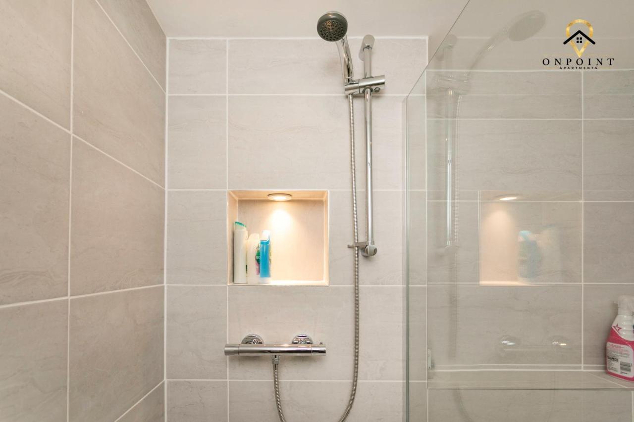 ✰Onpoint -Large 2 Bedroom Apt With Parking!✰ Nottingham Dış mekan fotoğraf