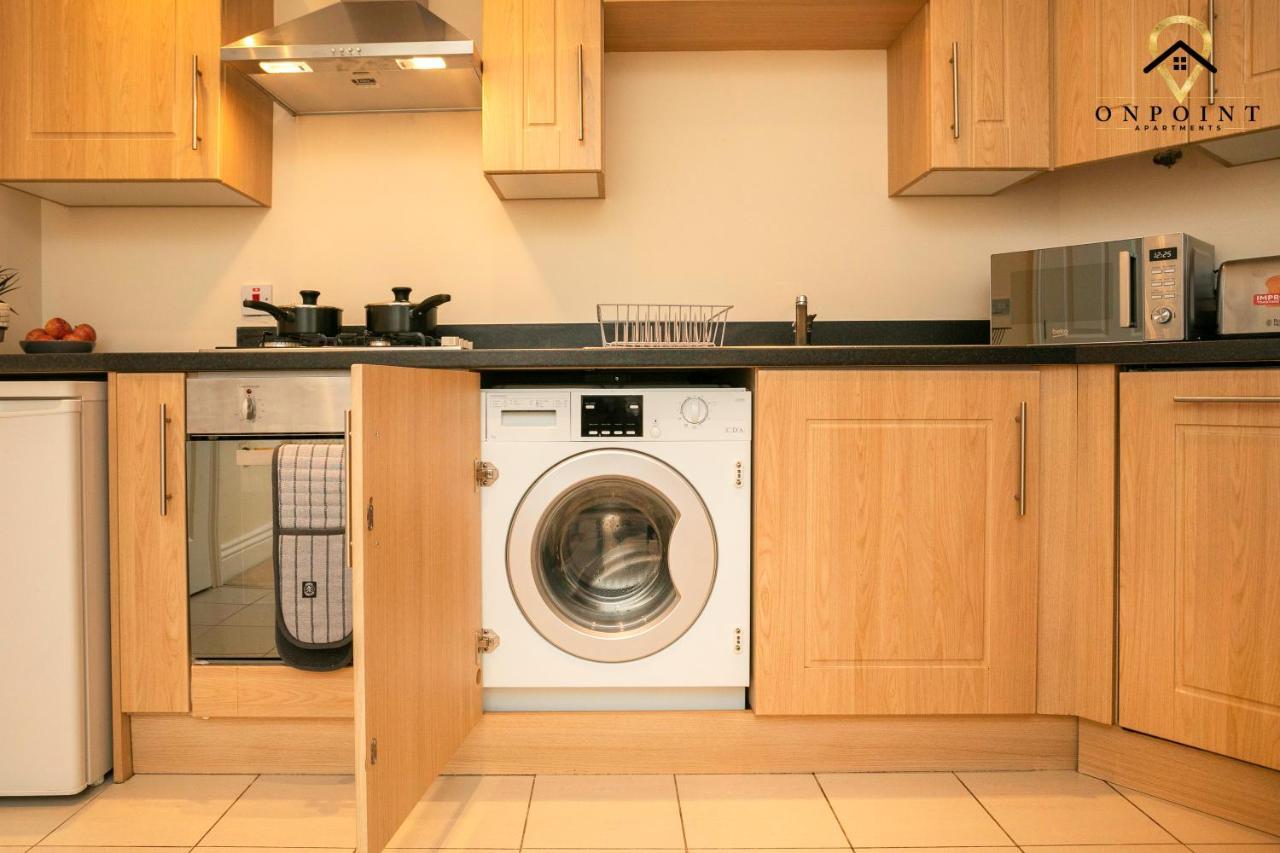 ✰Onpoint -Large 2 Bedroom Apt With Parking!✰ Nottingham Dış mekan fotoğraf